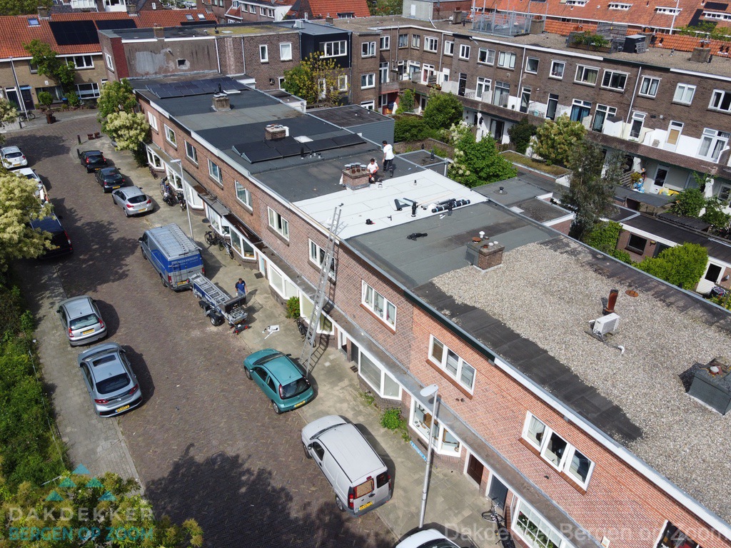 Dakdekker Bergen op Zoom