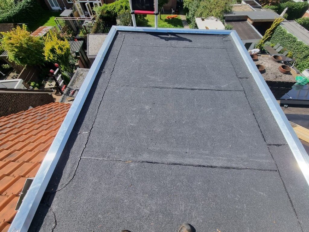 hoe-lang-gaat-dakbedekking-mee